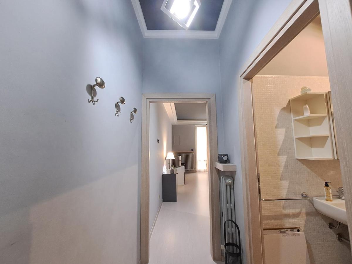 Appartamento Nel Cuore Di Parma - Laterale Via Farini Экстерьер фото